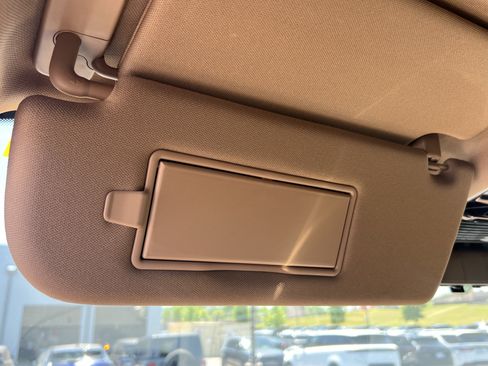 Used 2025 Land Rover Range Rover SE AWD/4WD image 26