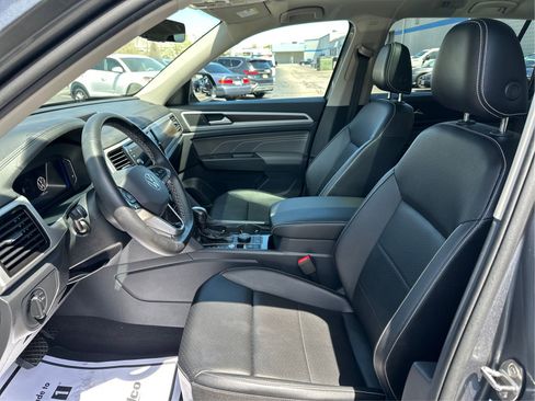 Used 2022 Volkswagen Atlas SE w/ Panoramic Sunroof Package AWD/4WD image 9
