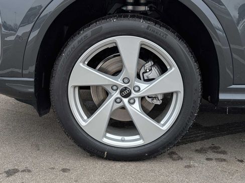 Used 2025 Audi Q5 Premium Plus AWD/4WD image 4