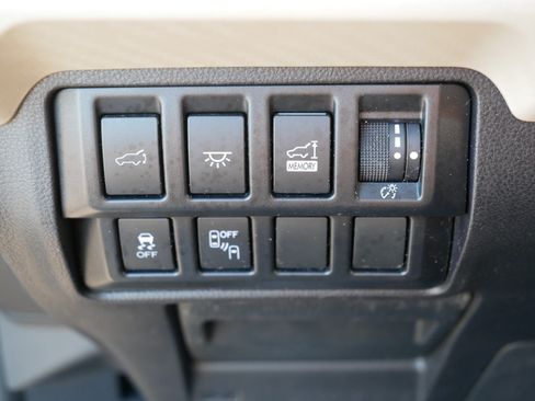 Used 2021 Subaru Ascent Premium w/ Convenience Package AWD/4WD image 24