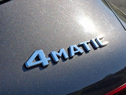 Used 2022 Mercedes-Benz GLC 300 4MATIC w/ Premium Package Lite image 31