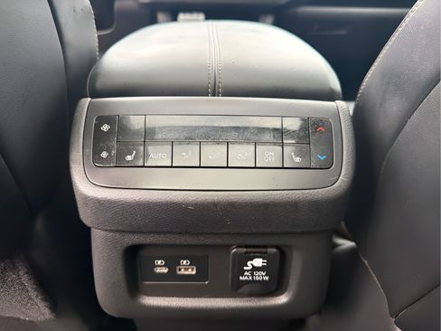 Used 2022 Nissan Pathfinder Platinum w/ Cargo Package FWD image 24