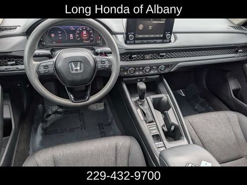 Used 2024 Honda Accord EX image 17