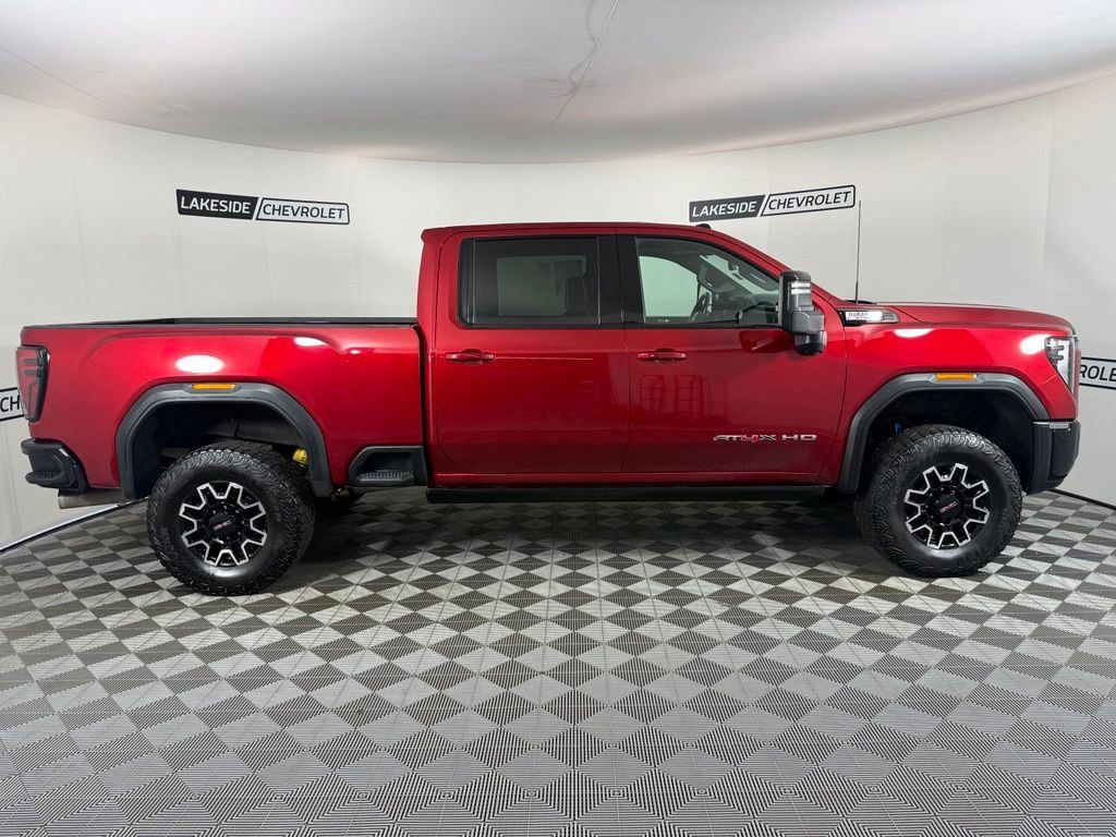 Used 2024 GMC Sierra 2500 AT4X AWD/4WD image 7