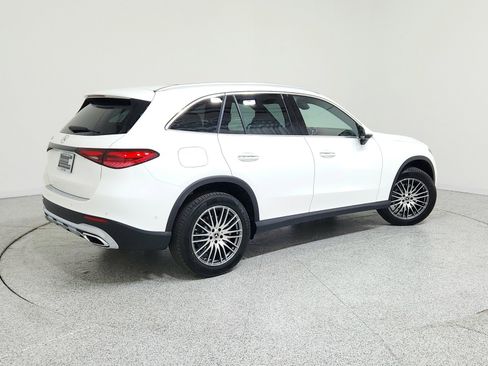 New 2026 Mercedes-Benz GLC 300 image 7
