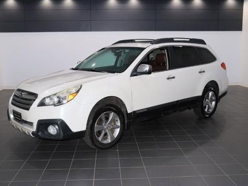 Used 2014 Subaru Outback 2.5i Limited image 1
