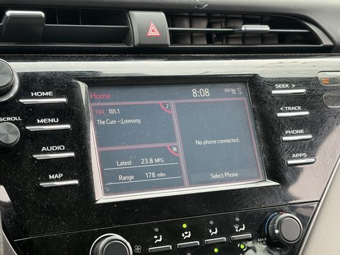 Certified 2019 Toyota Camry LE FWD image 6