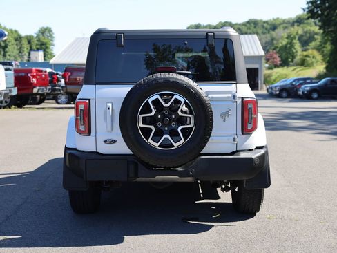 Used 2022 Ford Bronco Outer Banks AWD/4WD image 6