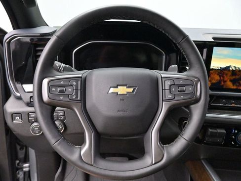 Used 2026 Chevrolet Silverado 1500 High Country AWD/4WD image 16
