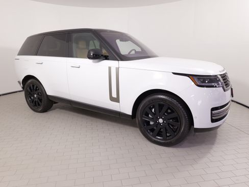 Used 2023 Land Rover Range Rover SE AWD/4WD image 10