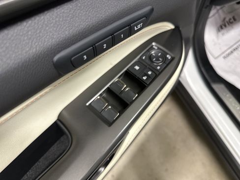 Used 2024 Lexus NX 350 AWD image 15