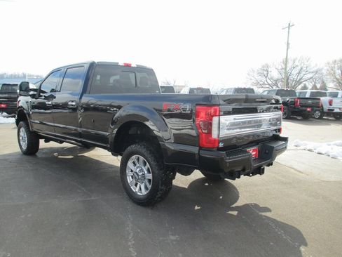 Used 2019 Ford F350 Limited image 7