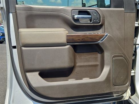 Used 2022 GMC Sierra 2500 SLT AWD/4WD image 51