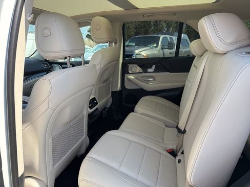 Used 2025 Mercedes-Benz GLE 350 4MATIC image 11