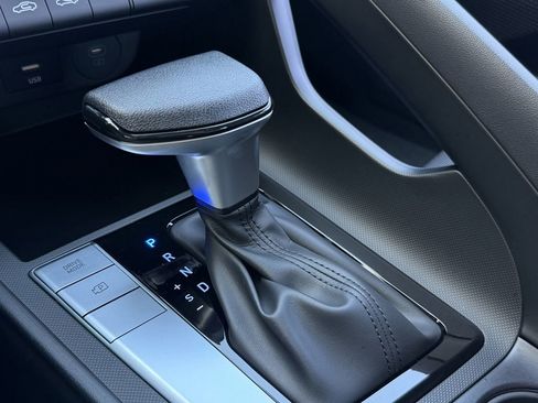 New 2026 Hyundai Elantra SE image 17