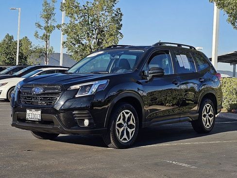 Certified 2023 Subaru Forester Premium image 6
