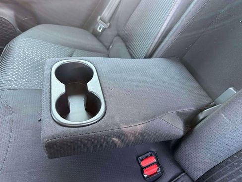 Used 2018 Toyota Prius One w/ Carpet Mat Package FWD image 11