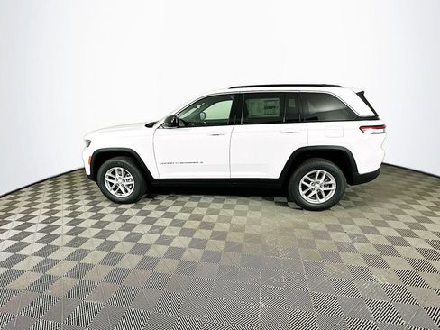 New 2026 Jeep Grand Cherokee Laredo AWD/4WD image 5