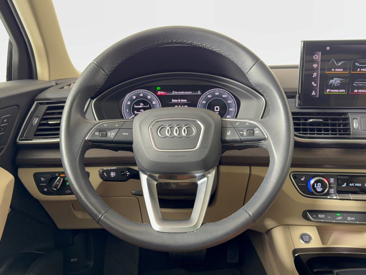 Used 2024 Audi Q5 e Premium w/ Convenience Package AWD/4WD image 10