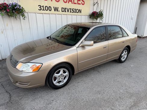 Used 2001 Toyota Avalon XL image 4