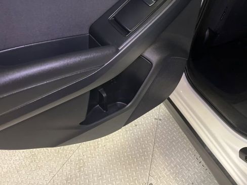 Used 2022 Subaru Crosstrek 2.0i Premium w/ Moonroof Package image 50