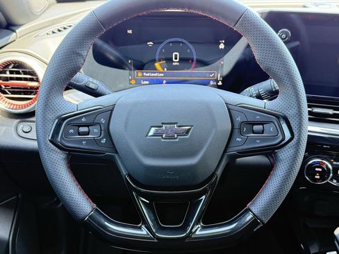 New 2026 Chevrolet Trax RS w/ Sunroof Package FWD image 11