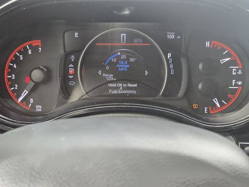 Used 2024 Dodge Durango GT RWD image 6