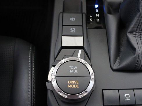 New 2026 Toyota 4Runner Limited AWD/4WD image 38