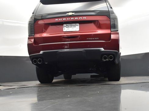 New 2025 Chevrolet Suburban Premier image 42