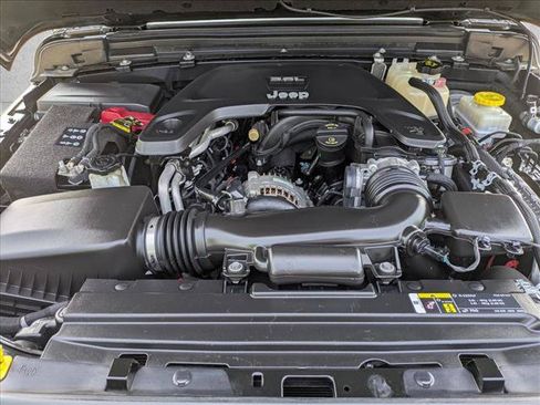 Used 2019 Jeep Wrangler Unlimited Sport AWD/4WD image 21