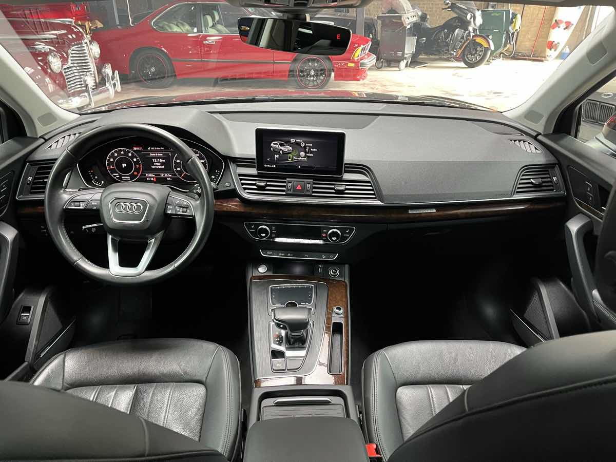 Used 2020 Audi Q5 2.0T Premium Plus w/ Premium Plus Package AWD/4WD image 11