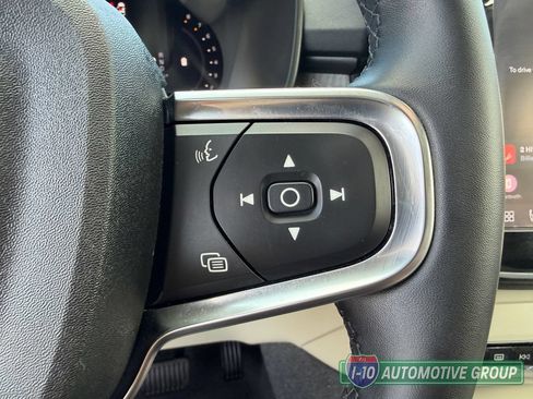 Used 2023 Volvo XC40 B4 Plus w/ Protection Package Premier FWD image 20