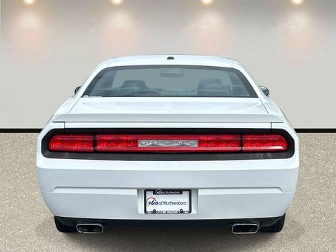 Used 2010 Dodge Challenger R/T RWD image 6