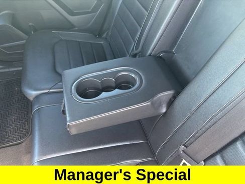 Used 2021 Volkswagen Atlas Cross Sport SEL Premium R-Line AWD/4WD image 34