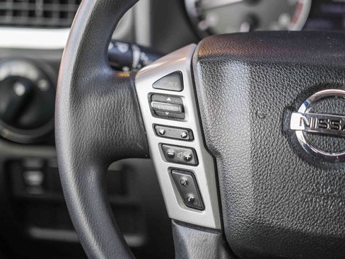 Used 2021 Nissan Titan SV w/ Accessory Utility Package image 21