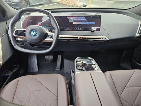 Used 2025 BMW iX xDrive50 w/ Sport Package image 15