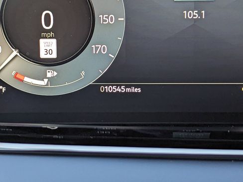 Used 2024 Land Rover Range Rover Evoque Dynamic SE image 19