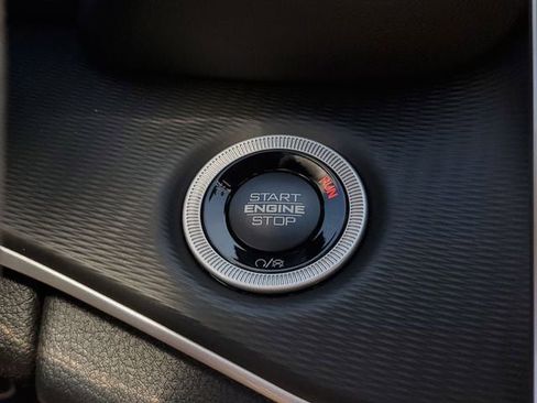 New 2026 Jeep Grand Cherokee Laredo image 32