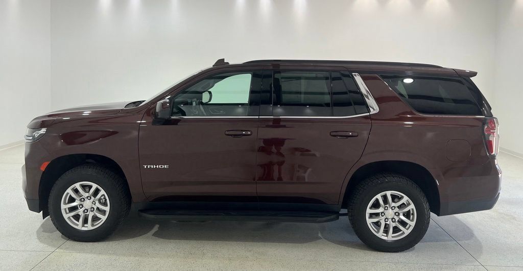 Used 2022 Chevrolet Tahoe 4WD image 2
