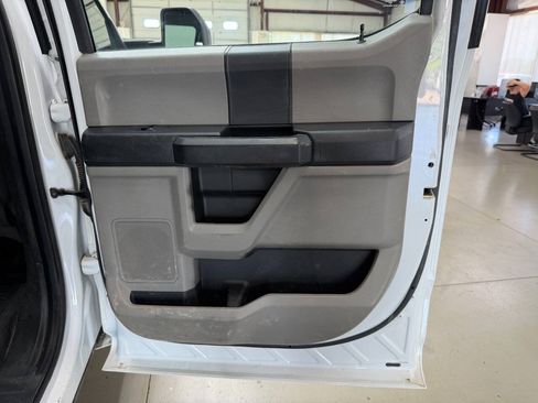 Used 2019 Ford F250 XL w/ Power Equipment Group AWD/4WD image 13