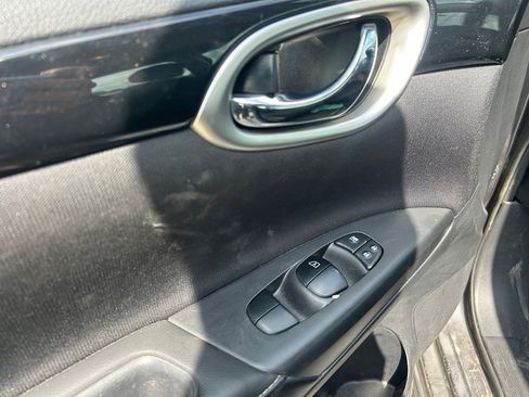 Used 2019 Nissan Sentra SV FWD image 10