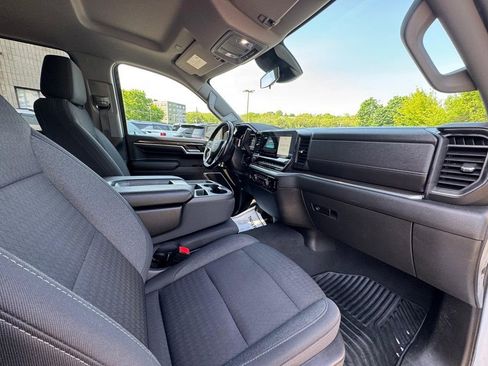 Used 2023 Chevrolet Silverado 1500 LT AWD/4WD image 22