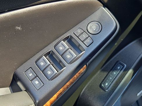 Used 2019 Chevrolet Tahoe Premier AWD/4WD image 30