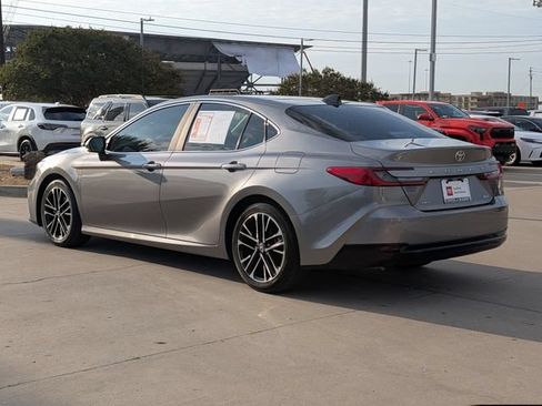 Certified 2025 Toyota Camry XLE FWD image 9