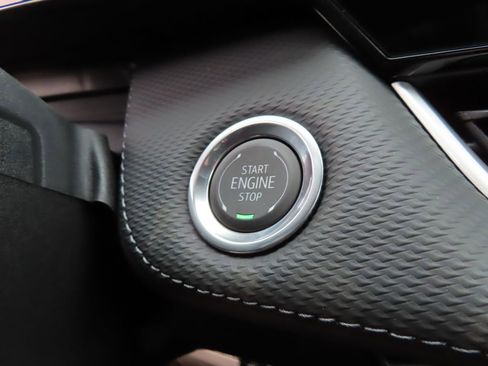 New 2026 Chevrolet Equinox LT FWD image 11