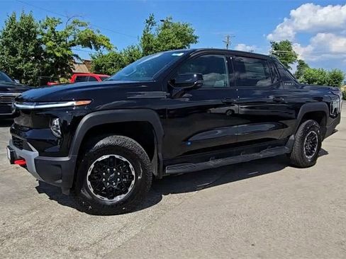 New 2026 Chevrolet Silverado EV Trail Boss image 5