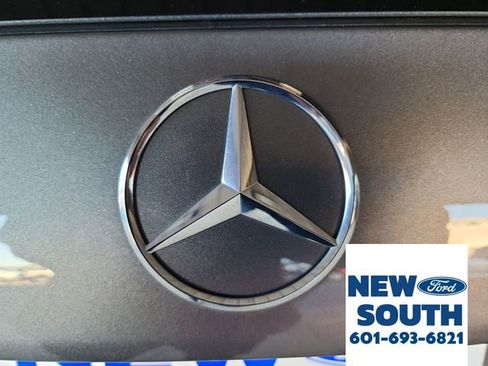 Used 2023 Mercedes-Benz GLB 250 4MATIC image 40