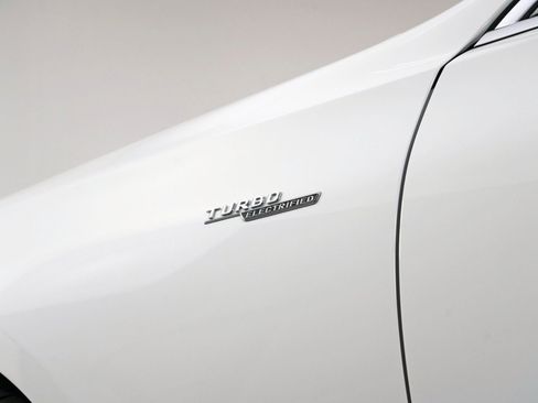 Used 2023 Mercedes-Benz C 43 AMG 4MATIC Sedan image 54