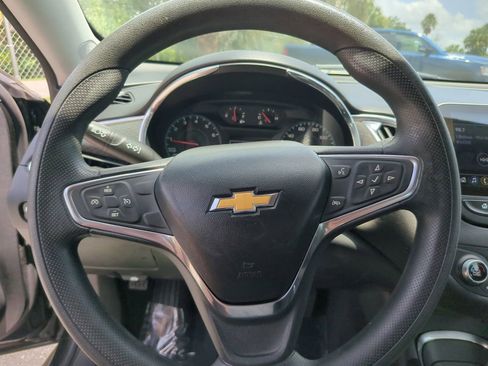 Used 2021 Chevrolet Malibu LT FWD image 27