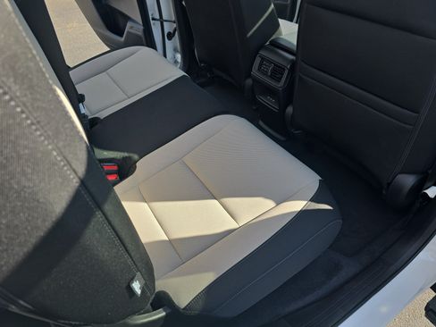 Used 2025 Honda CR-V EX image 11
